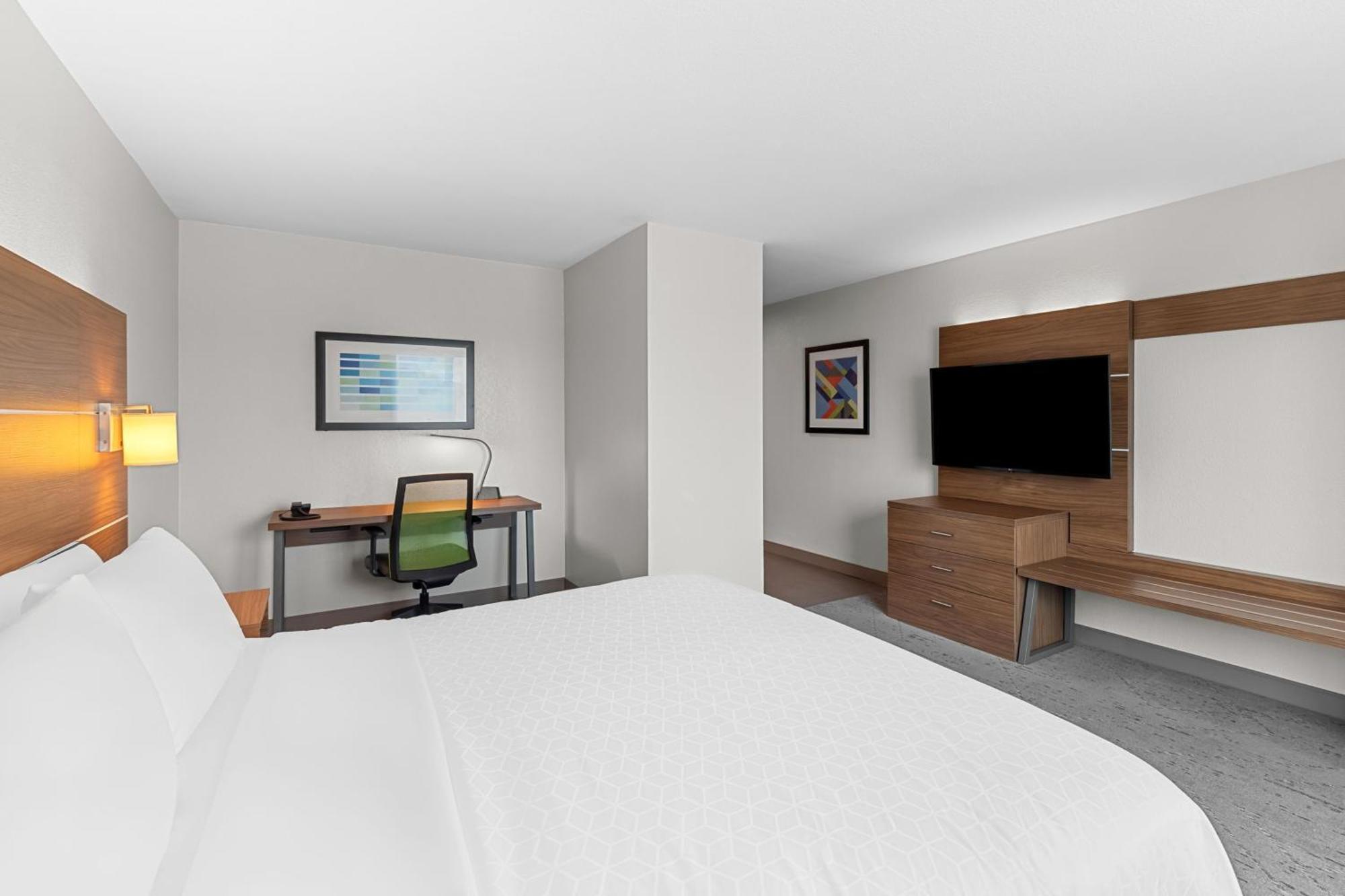 Holiday Inn Express & Suites Austin Sw - Sunset Valley, And Ihg Hotel Exterior photo