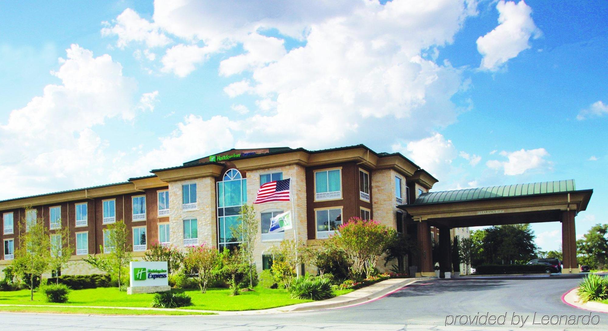 Holiday Inn Express & Suites Austin Sw - Sunset Valley, And Ihg Hotel Exterior photo