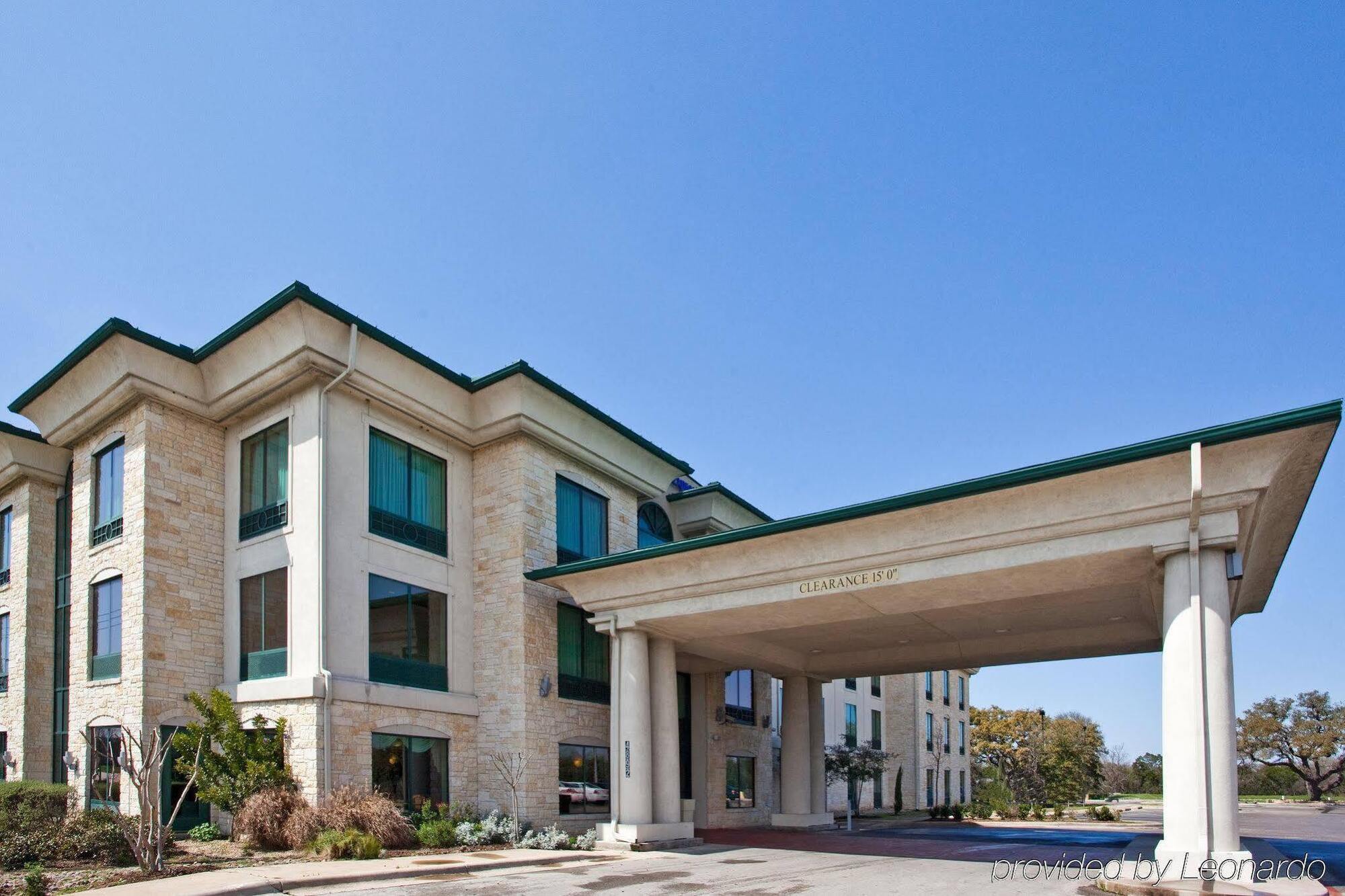 Holiday Inn Express & Suites Austin Sw - Sunset Valley, And Ihg Hotel Exterior photo
